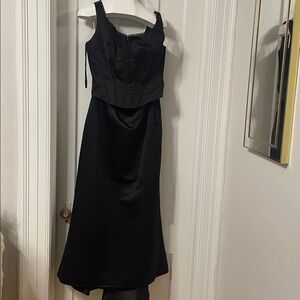 Cachet Elegant Black Dress